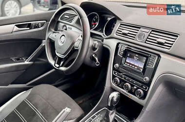 Седан Volkswagen Passat 2016 в 