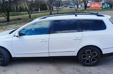 Универсал Volkswagen Passat 2010 в 