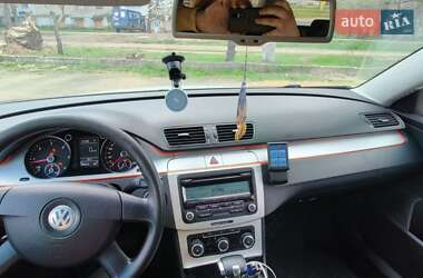 Универсал Volkswagen Passat 2010 в 