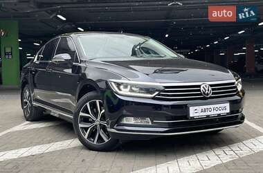 Седан Volkswagen Passat 2018 в 