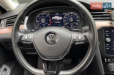 Седан Volkswagen Passat 2018 в 