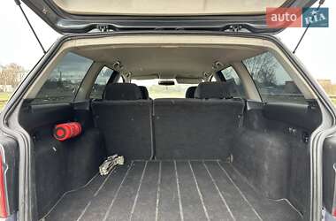 Седан Volkswagen Passat 2002 в 