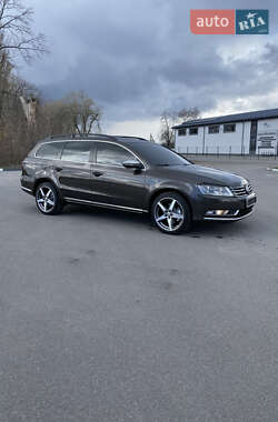 Універсал Volkswagen Passat 2014 в Козятині