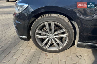 Седан Volkswagen Passat 2015 в 