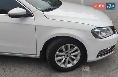 Универсал Volkswagen Passat 2013 в 