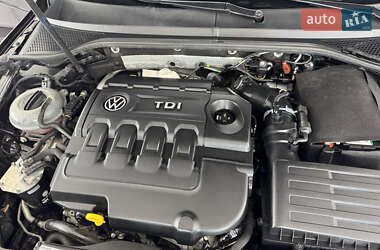 Универсал Volkswagen Passat 2015 в 