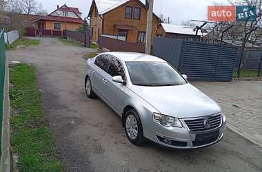 Седан Volkswagen Passat 2005 в 