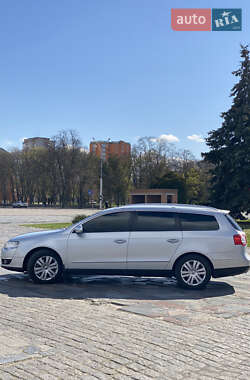 Універсал Volkswagen Passat 2006 в Кременчуці