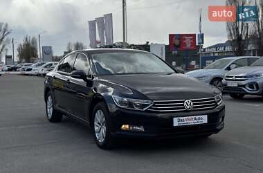 Седан Volkswagen Passat 2018 в 
