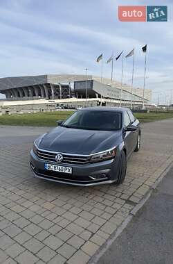 Седан Volkswagen Passat 2016 в 