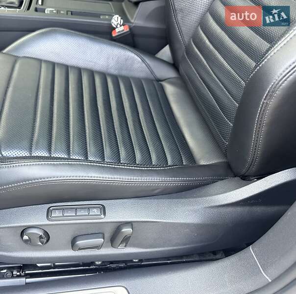 Седан Volkswagen Passat 2018 в Виннице