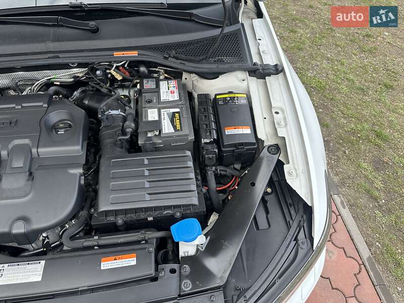 Седан Volkswagen Passat 2018 в Виннице
