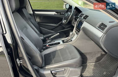 Седан Volkswagen Passat 2012 в 