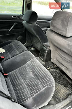 Универсал Volkswagen Passat 2003 в 