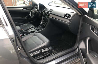 Седан Volkswagen Passat 2014 в 