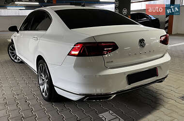 Седан Volkswagen Passat 2020 в 