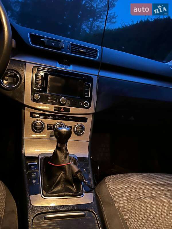 Седан Volkswagen Passat 2012 в Львове фото 3 Седан Volkswagen Passat 2012 в Львове