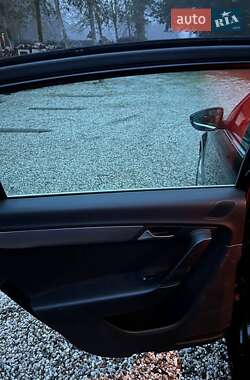 Седан Volkswagen Passat 2012 в 
