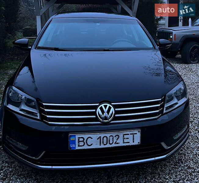 Седан Volkswagen Passat 2012 в 