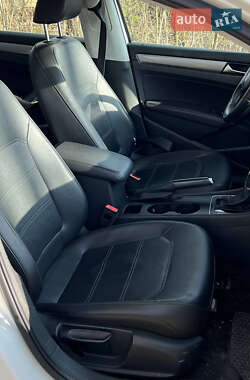 Седан Volkswagen Passat 2014 в 