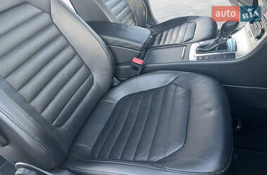 Универсал Volkswagen Passat 2012 в 