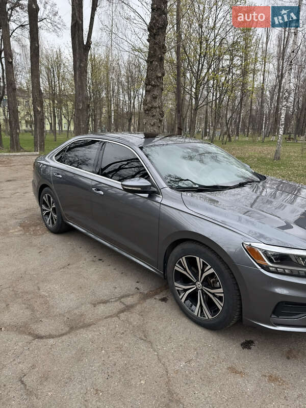 Седан Volkswagen Passat 2021 в Киеве