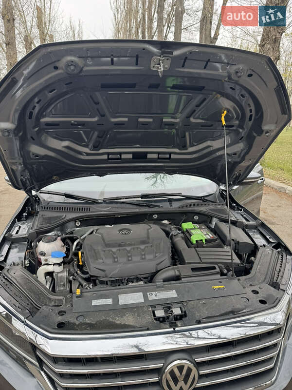 Седан Volkswagen Passat 2021 в Киеве