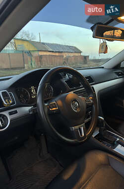 Седан Volkswagen Passat 2012 в 