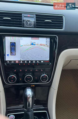 Седан Volkswagen Passat 2013 в 