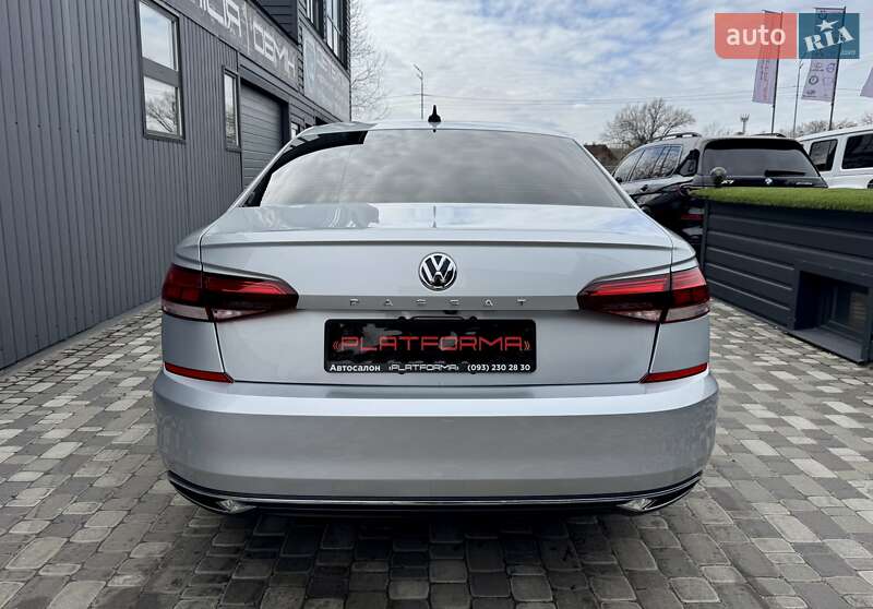 Седан Volkswagen Passat 2020 в Киеве