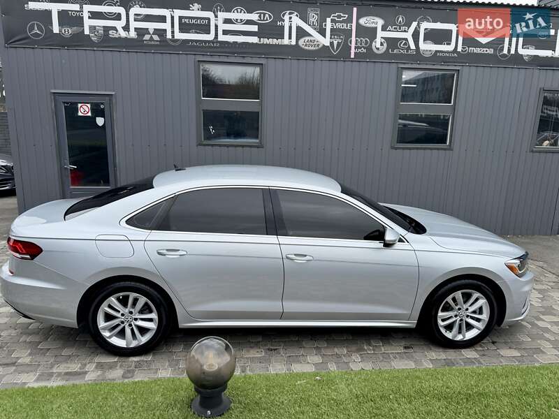 Седан Volkswagen Passat 2020 в Киеве