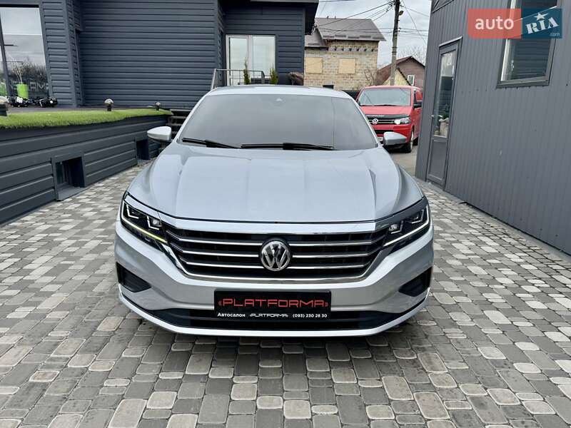 Седан Volkswagen Passat 2020 в Киеве