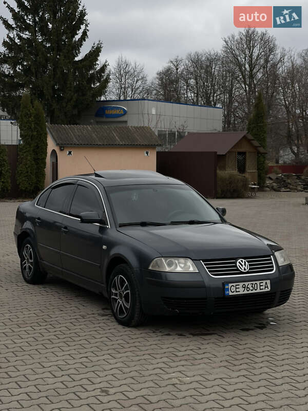 Седан Volkswagen Passat 2001 в 