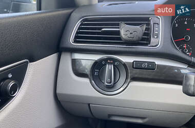 Седан Volkswagen Passat 2016 в 