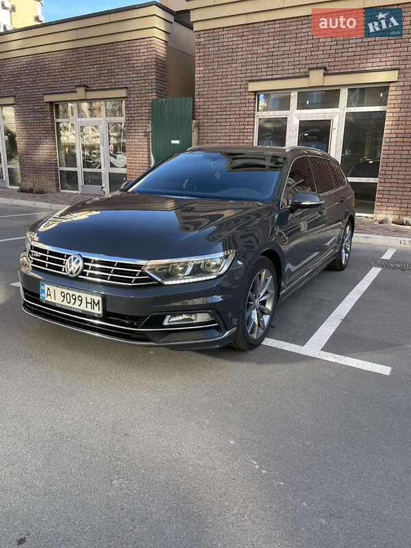 Универсал Volkswagen Passat 2017 в Киеве