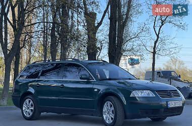 Универсал Volkswagen Passat 2002 в 