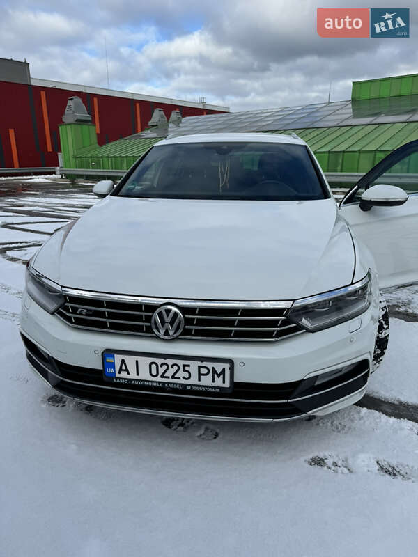 Універсал Volkswagen Passat 2019 в Києві