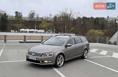 Універсал Volkswagen Passat 2011 в Бучачі