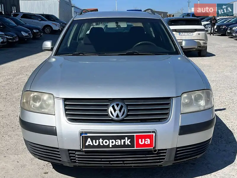 Універсал Volkswagen Passat 2001 в 