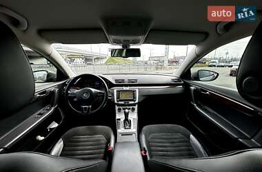 Седан Volkswagen Passat 2014 в 