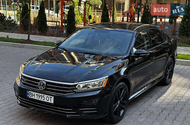 Седан Volkswagen Passat 2017 в 