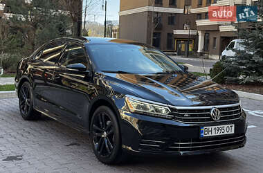 Седан Volkswagen Passat 2017 в 