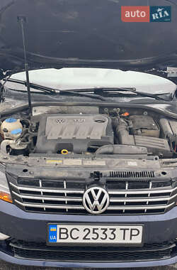 Седан Volkswagen Passat 2014 в 