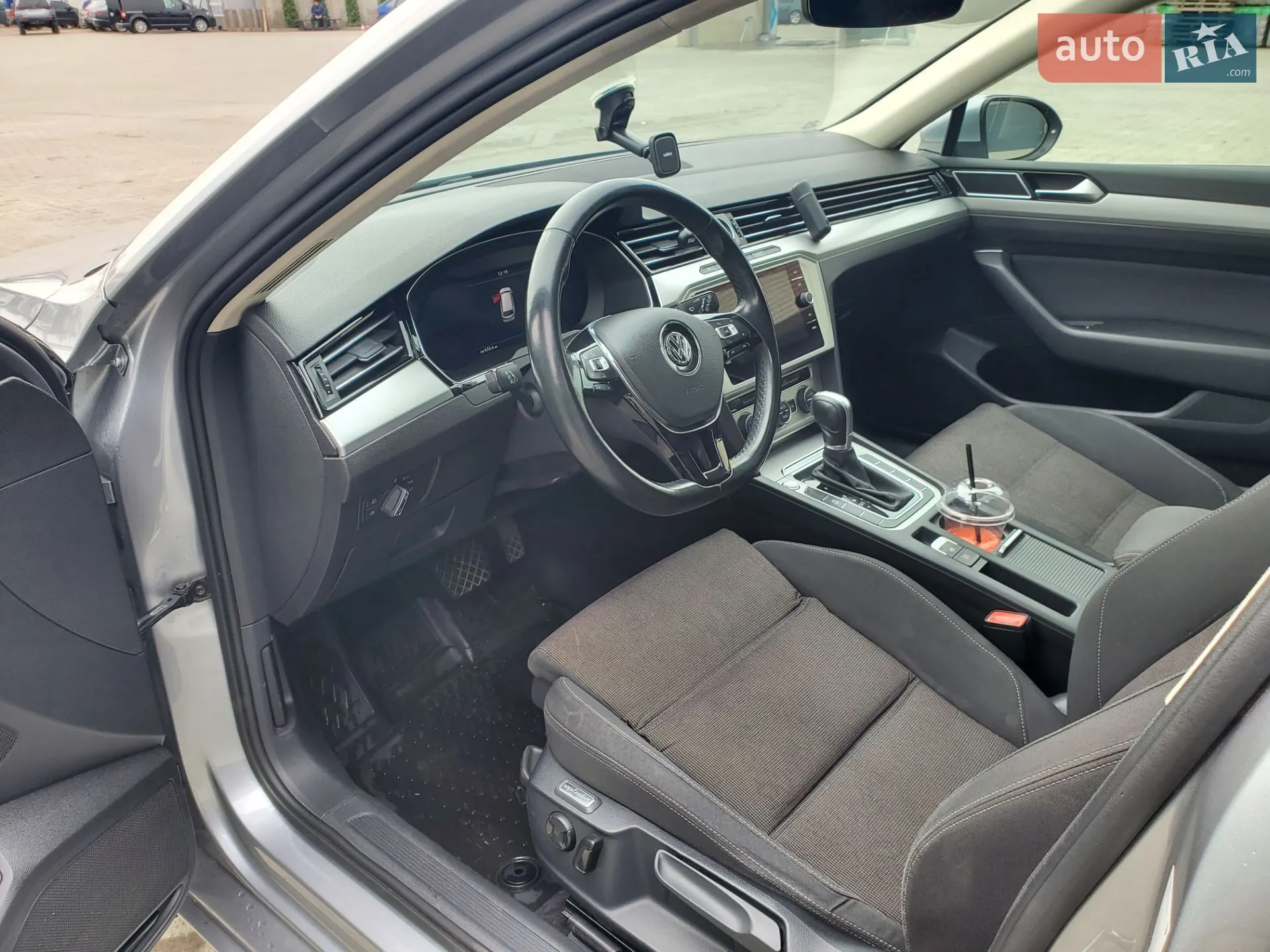 2017 Volkswagen Passat - мініатюра 10