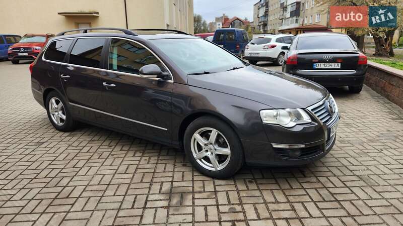 Універсал Volkswagen Passat 2010 в Ковелі