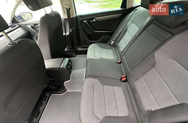 Универсал Volkswagen Passat 2013 в 
