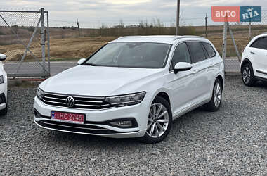Універсал Volkswagen Passat 2021 в 