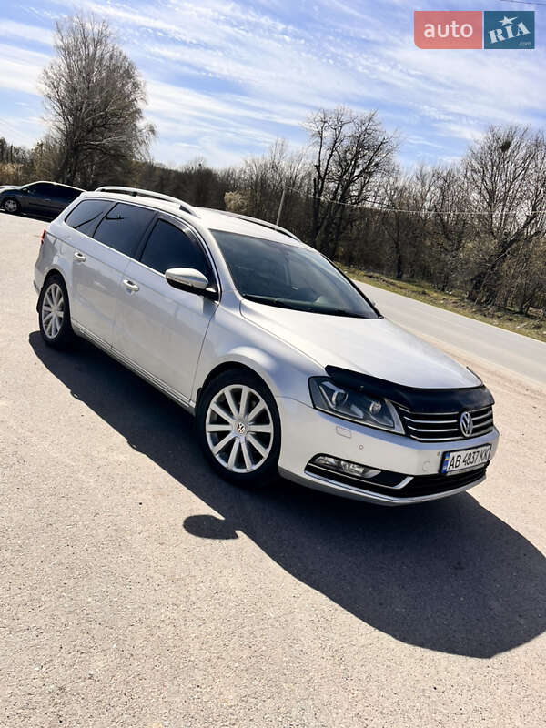 Универсал Volkswagen Passat 2012 в 