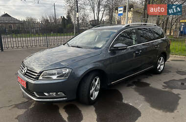 Универсал Volkswagen Passat 2011 в 