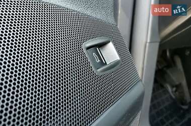 Універсал Volkswagen Passat 2011 в 
